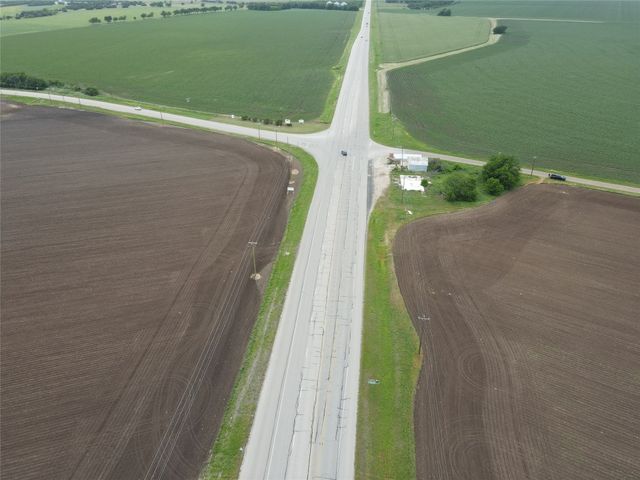 Highway 84, Oglesby, TX 76561