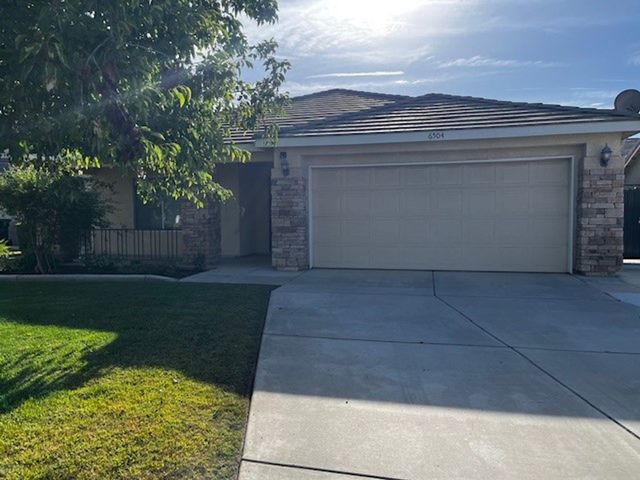6504 Nichelini Ct, Bakersfield, CA 93312