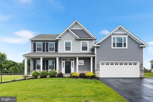 10 Vinebury Ln, Coatesville, PA 19320