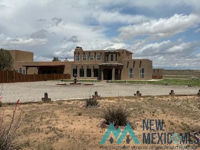5215 Beargrass Rd, Roswell, NM 88201