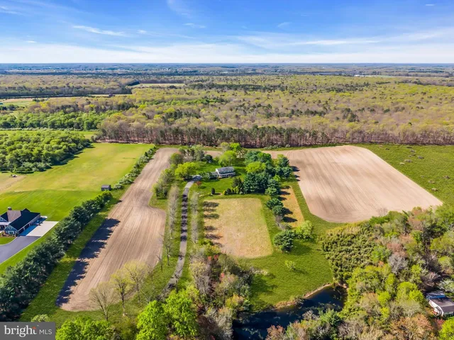 1217 Chew Rd, Waterford, NJ 08089