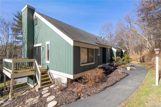 22 Heritage Hills Drive UNIT A, Somers, NY 10589