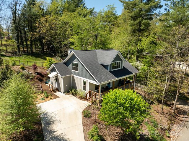 26 Brown Ave, Asheville, NC 28804