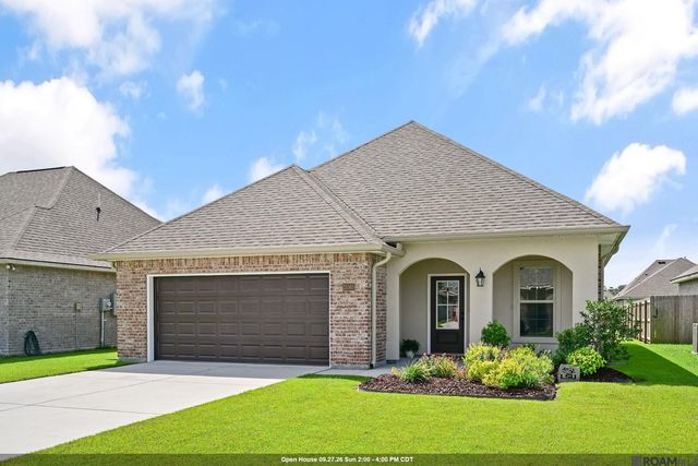 23585 Conifer Dr, Denham Springs, LA 70726