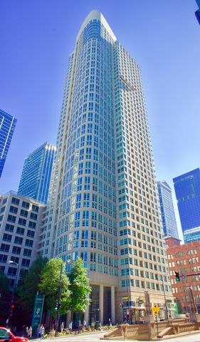 345 N  La Salle Dr #4405, Chicago, IL 60654