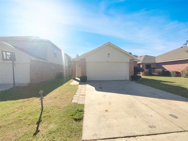 4921 Waterford Dr, Fort Worth, TX 76179