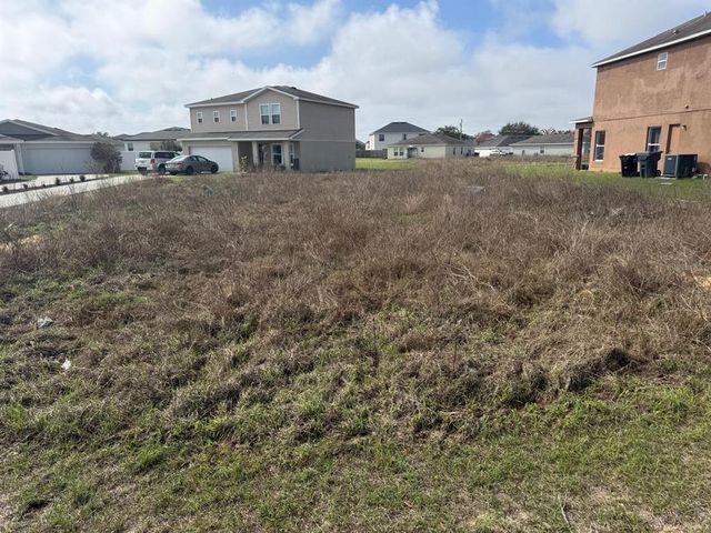 2173 Rock Dr #13, Kissimmee, FL 34759