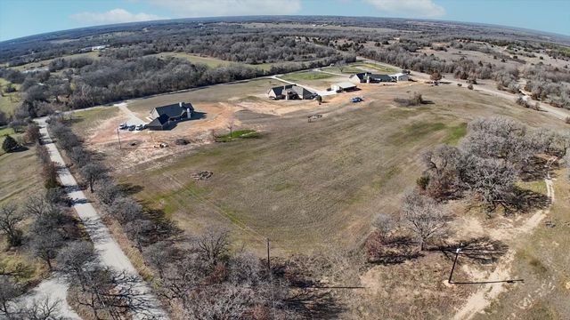 224 County Road 1571, Chico, TX 76431