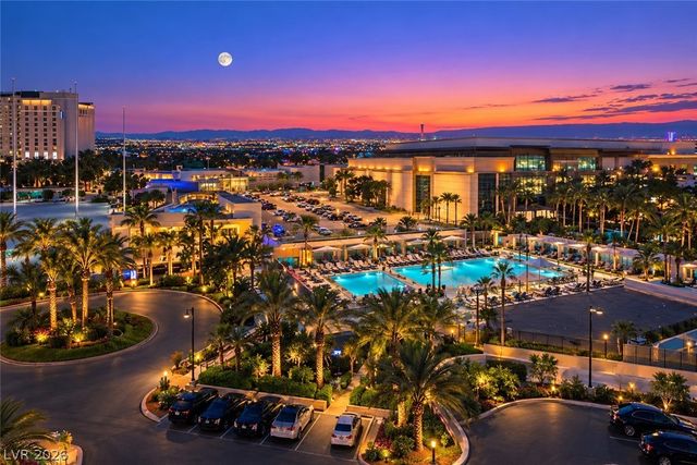 145 E  Harmon Ave #404, Las Vegas, NV 89109