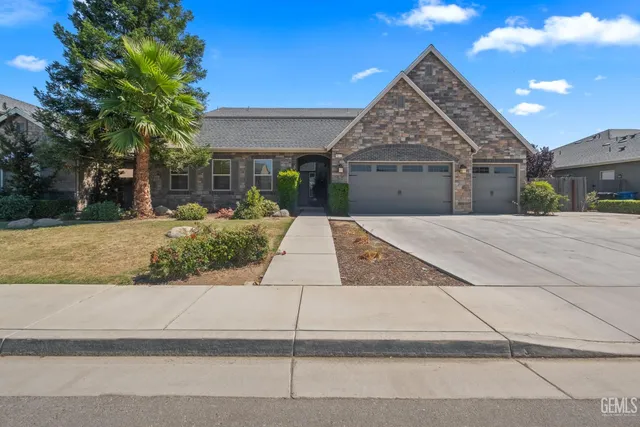 9615 Tortuga Del Mar Dr, Bakersfield, CA 93314