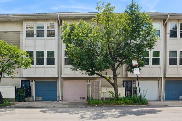 1007 E  61st St, Chicago, IL 60637