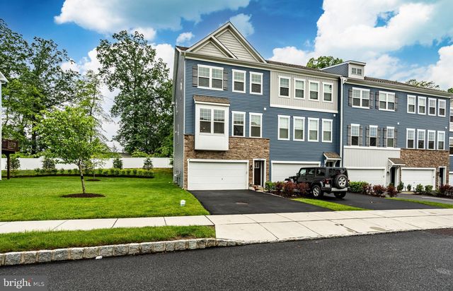 340 Dawson Pl, Downingtown, PA 19335