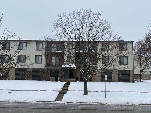 404 E  Bailey Rd, Naperville, IL 60565
