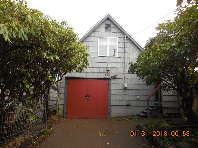 634 NW Lee St, Newport, OR 97365