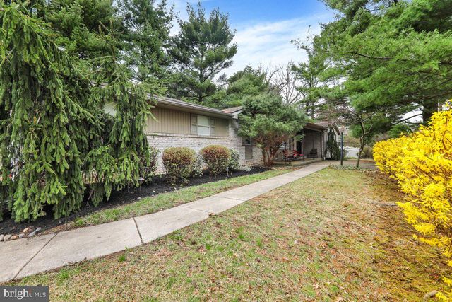 5 Park Rd, Reading, PA 19609