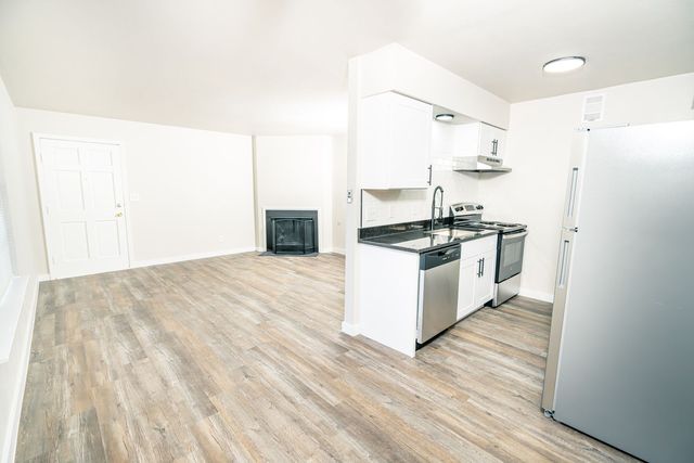 1027 E  41st St, Tulsa, OK 74105