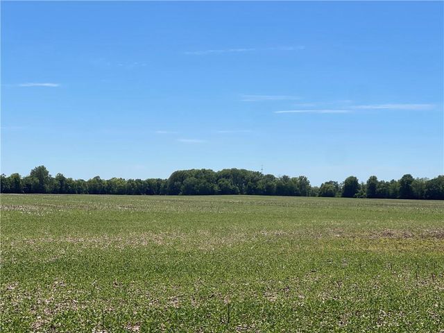 W  1050 S, Fortville, IN 46040