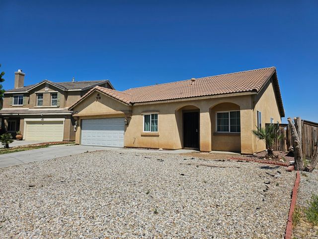13926 Gale Dr, Victorville, CA 92394