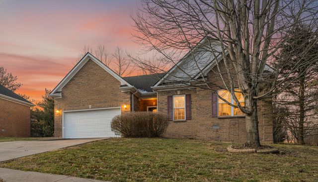 113 Cedar Stream Dr, Paris, KY 40361