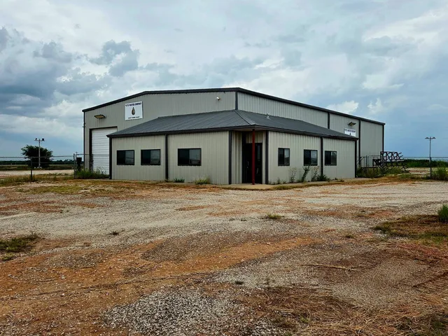 46457 Howe Rd, Alva, OK 73717
