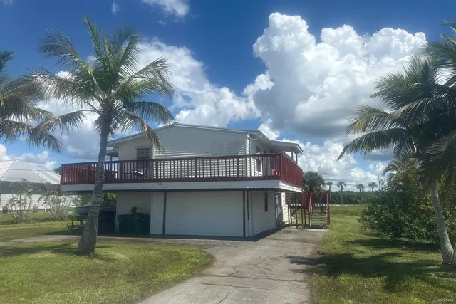 408 Buckner Ave N, Everglades City, FL 34139