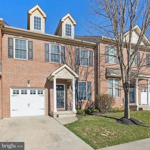 2743 Keebler Ct, Willow Grove, PA 19090