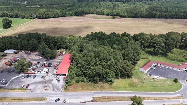 1 Jerusalem Rd, Courtland, VA 23837