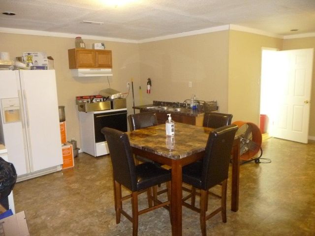 7301 Lake Drive East St Louis Il 3 Bed 6 Bath 19 Photos Trulia