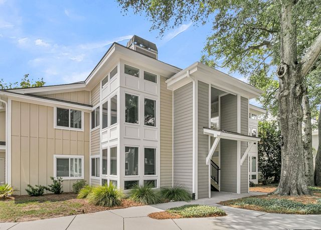 275 Alexandra Dr #11, Mount Pleasant, SC 29464
