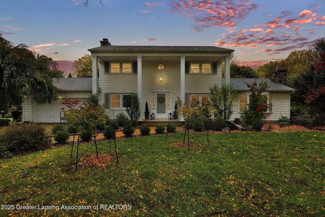 1467 Mercer Dr, Okemos, MI 48864