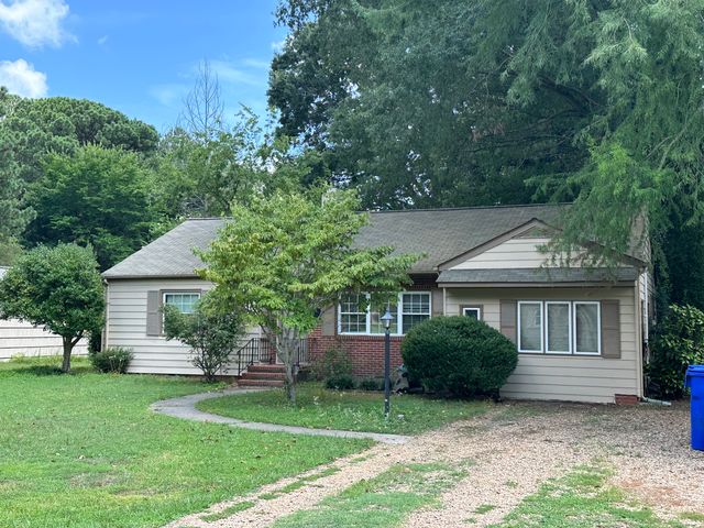 122 Villa Rd, Newport News, VA 23601