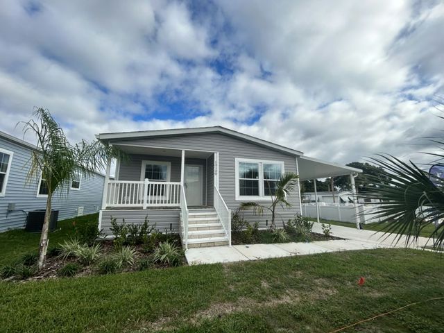 Raleigh w/ Rear Porch Plan in Grand Island Resort, Grand Island, FL 32735