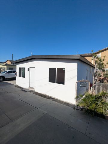 5206 Elizabeth St #1/4, Bell Gardens, CA 90201