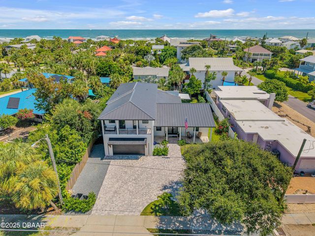 1707 N  Peninsula Ave, New Smyrna Beach, FL 32169