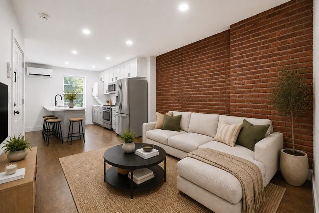 216 6th St #2, Jersey City, NJ 07302