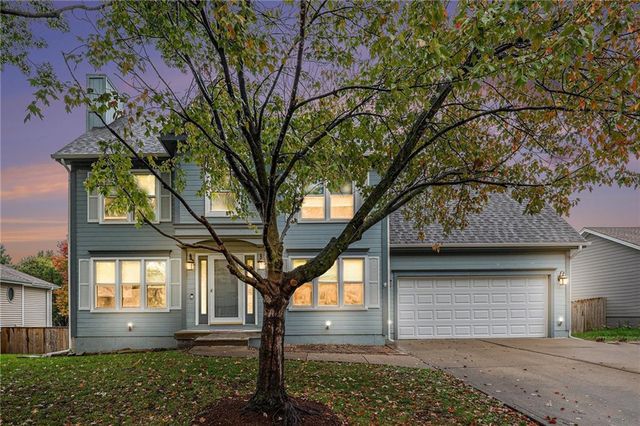 1717 S  Patricia Dr, Kearney, MO 64060