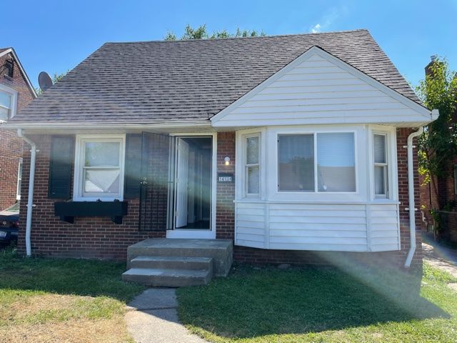 14134 Collingham Dr, Detroit, MI 48205