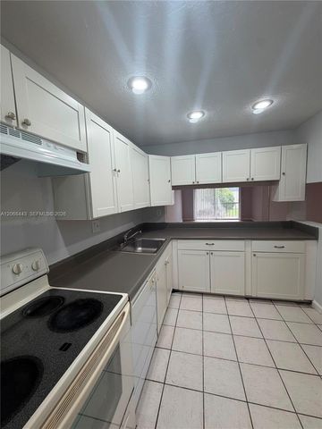 8020 N  Colony Cir N #306, Fort Lauderdale, FL 33321