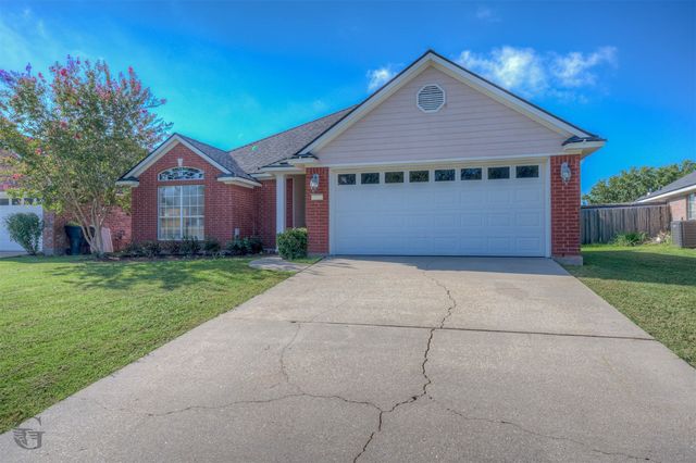 5758 Gold Crest Dr, Bossier City, LA 71112