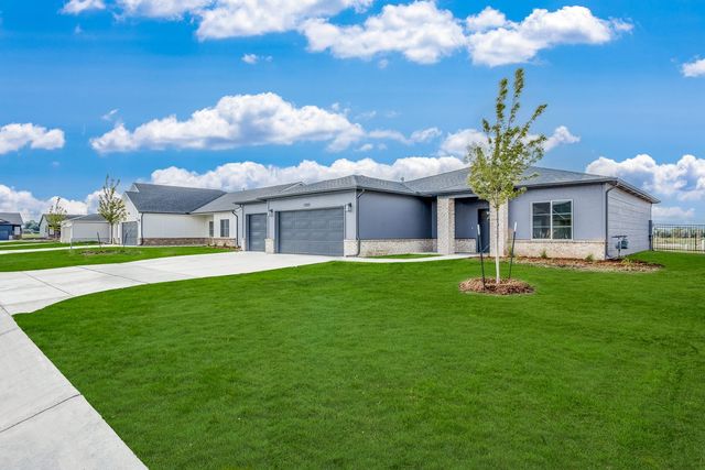 1025 W  Long Path St, Goddard, KS 67052