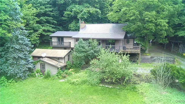 1346 Otisco Valley Rd, Marietta, NY 13110