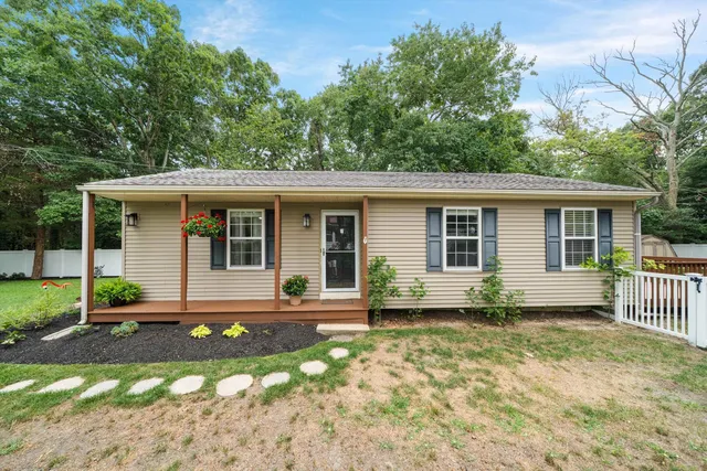 110 Margate Ave, Marmora, NJ 08223