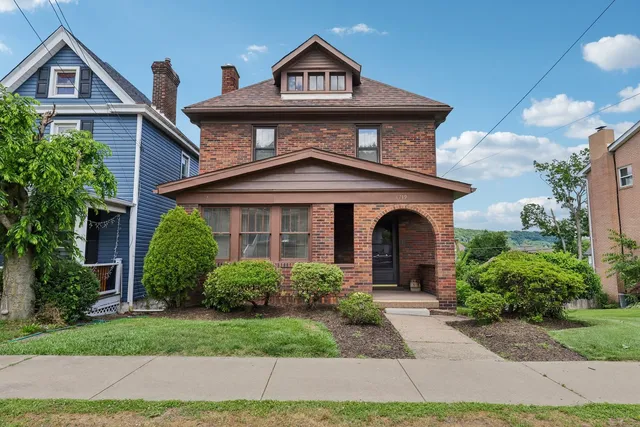 1719 Vance Ave, Coraopolis, PA 15108