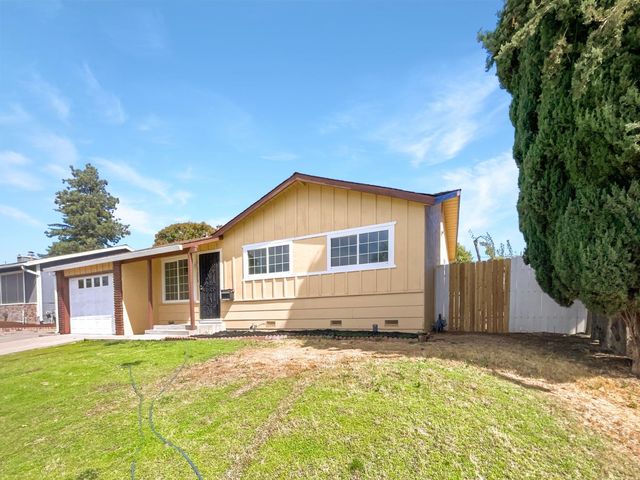 7258 Carriage Dr, Citrus Heights, CA 95621