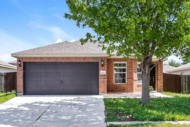 10041 Silent Hollow Dr, Fort Worth, TX 76140