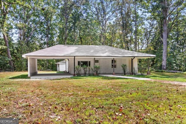 3990 Pine Hill Dr, Douglasville, GA 30135