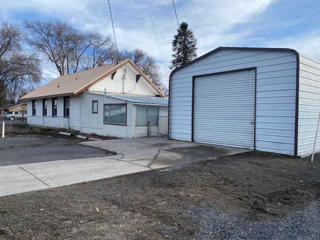 332 N  Madison St, Merrill, OR 97633