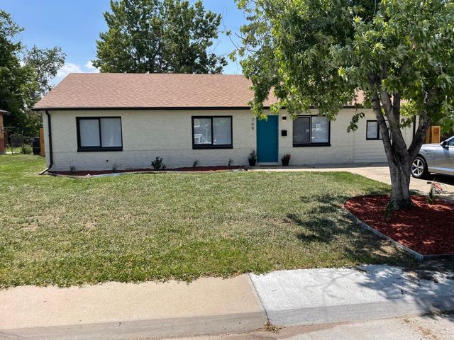 709 Ursula St, Aurora, CO 80011