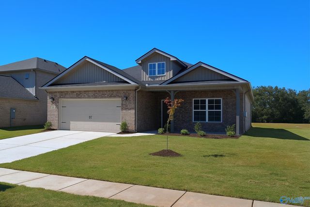 210 Roman Randall Rd, New Market, AL 35761