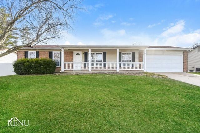 31 Four Winds Dr, Saint Peters, MO 63376